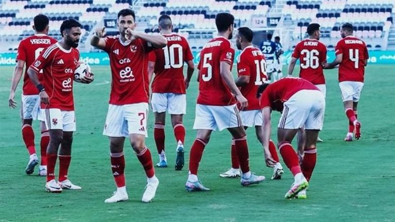 لاعبي الأهلي