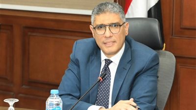 رفع 650 طنًّا من المخلفات والرتش من نفق الفكهانية بحي العمرانية