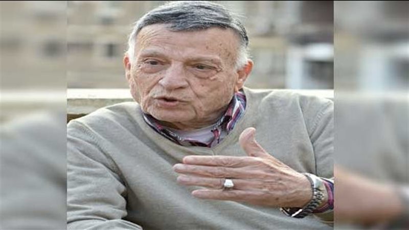 محمد عبدالمنعم الكاتب