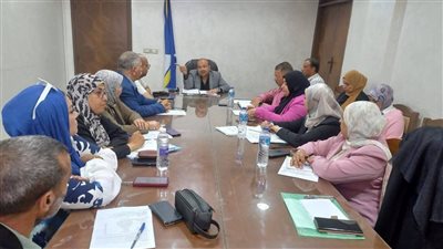 السكرتير العام المساعد لمحافظة دمياط يترأس اجتماع لجنة شئون دور الحضانة 