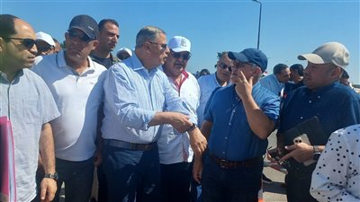 وفد برلماني يواصل جولته بالإسكندرية ويتفقد مشروع محور أبو ذكري وطريق أبيس