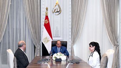 السيسي يتابع خطة لتحديث أسطول مصر للطيران إلى 97 طائرة بحلول 2029/2028