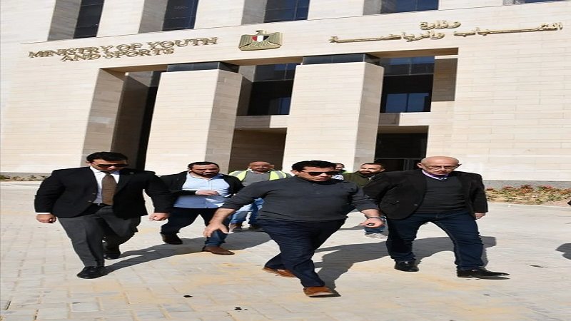 وزير الشباب والرياضة