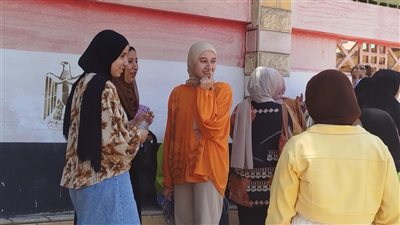 طلاب الثانوية بالفيوم عن الإنجليزي: صعب والقطعة معقدة والترجمة ليست واضحة