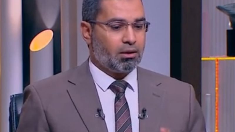 الدكتور أحمد الرخ