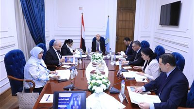 محافظ القاهرة يترأس اللجنة القائمة باختيار العاملين بالفتاوي والتزامات 