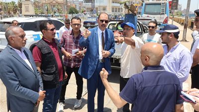 محافظ سوهاج يتفقد أعمال مشروع إنشاء كوبري الكورنيش الغربي |صور 