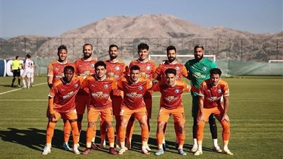 أبطال بلا تتويج محلي.. كيف فعلها بيراميدز و نوتنجهام فورست و أستون فيلا