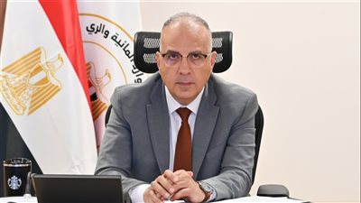 وزير الري يتابع إجراءات تطوير وتحديث الخطة القومية للموارد المائية لعام 2050
