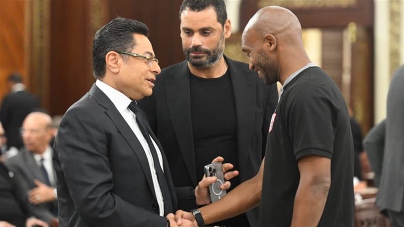 خالد أبو بكر