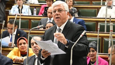 البرلمان يوافق على قانون يدمج خريجي التكنولوجيا الصحية ضمن المهن الطبية  
