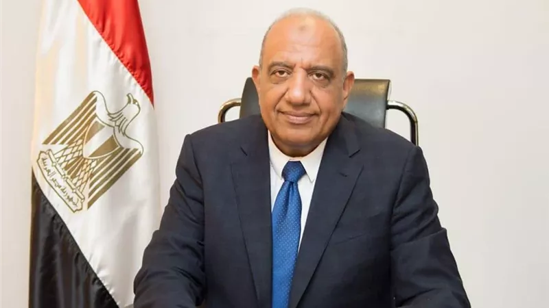 وزير الكهرباء الدكتور