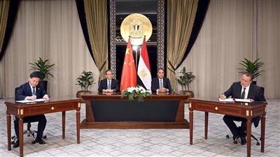 مصر والصين توقعان مذكرة تفاهم مصرفية لتعزيز التعاون المالي  