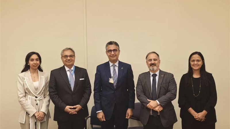 وزير التموين 
