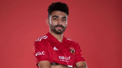 الدكة صعبة.. خالد عبد الفتاح يعلن رحيله عن الأهلي والانتقال إلى سيراميكا