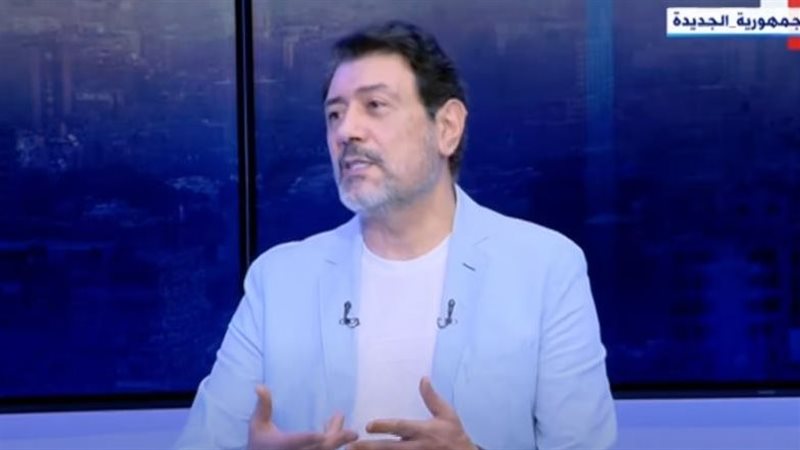  الفنان أحمد وفيق