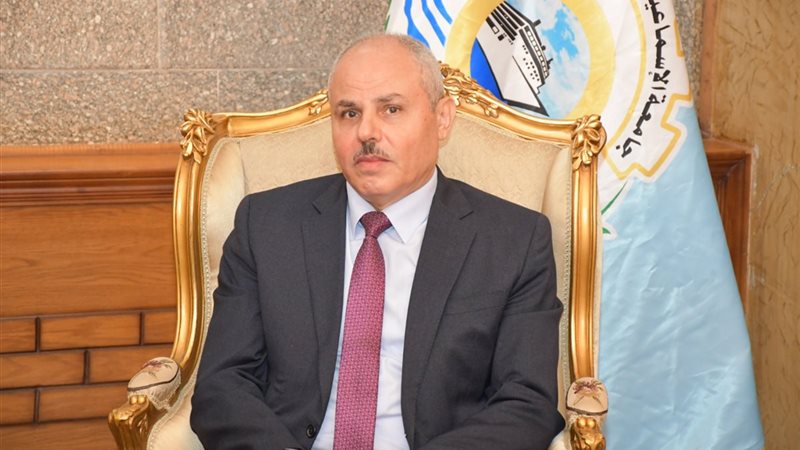 رئيس جامعة قناة السويس