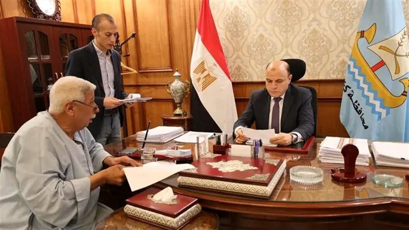 أثناء مناقشة مشاكل
