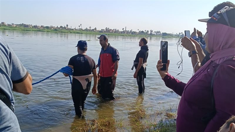 البحث عن الضحايا