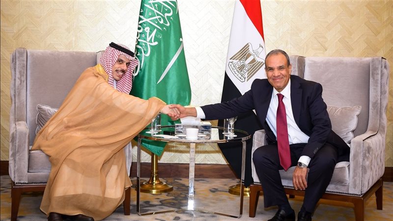 وزير الخارجية ونظيره