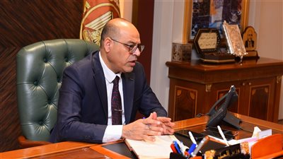  العمل تقرر إلغاء وإيقاف نشاط  4 شركات إلحاق عمالة بالخارج