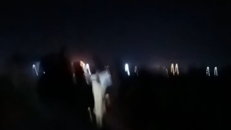 أثناء تشييع الجنازة