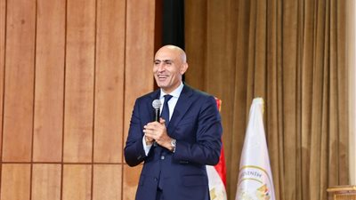 التعليم تعلن استحداث 94 منهجا جديدا ودهان 10 آلاف مدرسة استعدادا للعام الدراسي
