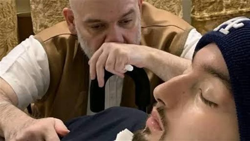 الأمير النائم ووالده