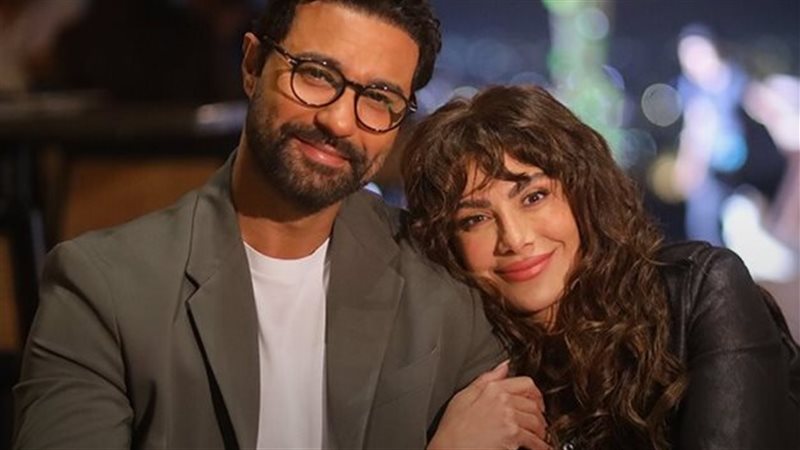 كريم فهمي وصبا مبارك