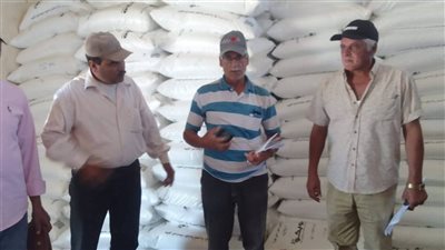 وزارة الزراعة تعزز الرقابة على توزيع الأسمدة عبر بطاقات «كارت الفلاح»