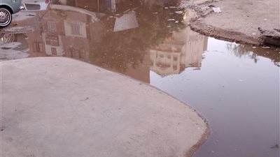 غرق شوارع منطقة الشهابية بدمياط في مياه الصرف الصحي يُشعل غضب الأهالي