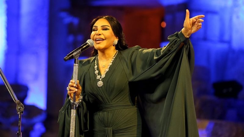 المغنية الإماراتية