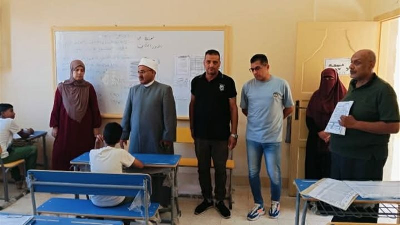 جانب من الامتحانات
