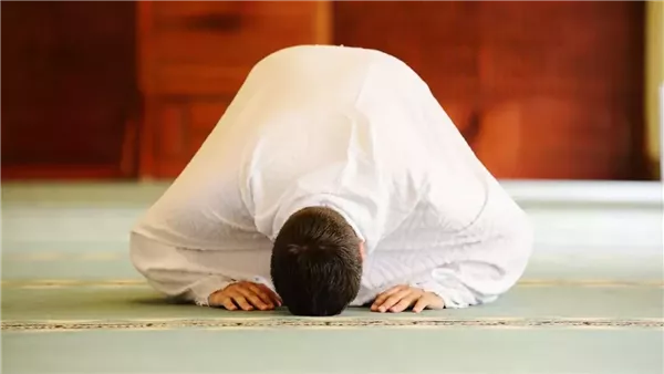 موعد أذان المغرب.. مواقيت الصلاة اليوم الخميس 11 ديسمبر