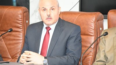 رئيس جامعة قناة السويس يؤكد الجاهزية الكاملة بالمستشفيات لعيد الأضحى