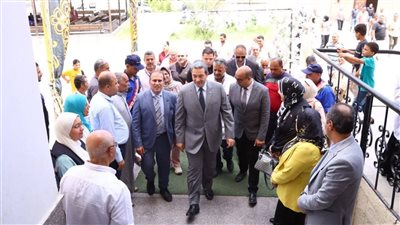 محافظ دمياط يُعيد الحياة لقسم العمليات والعناية المتوسطة بمستشفى ميت أبو غالب 