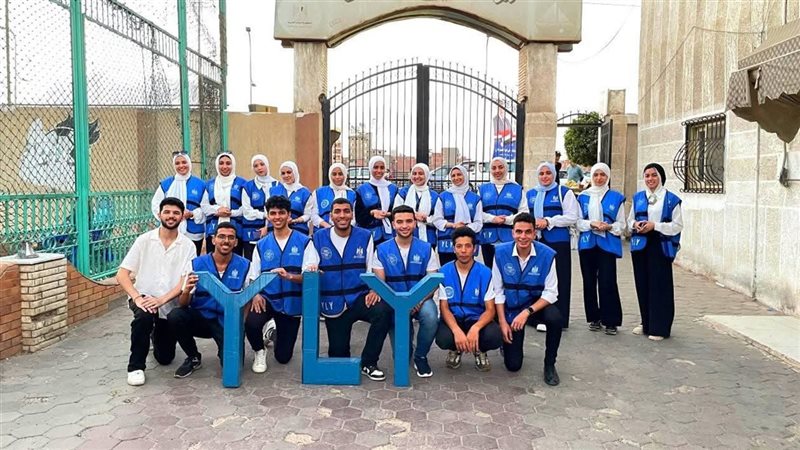 أكثر من 10 آلاف شاب