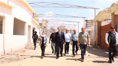 محافظ دمياط يتابع الموقف التنفيذي لإنشاء سوق حضاري بفارسكور