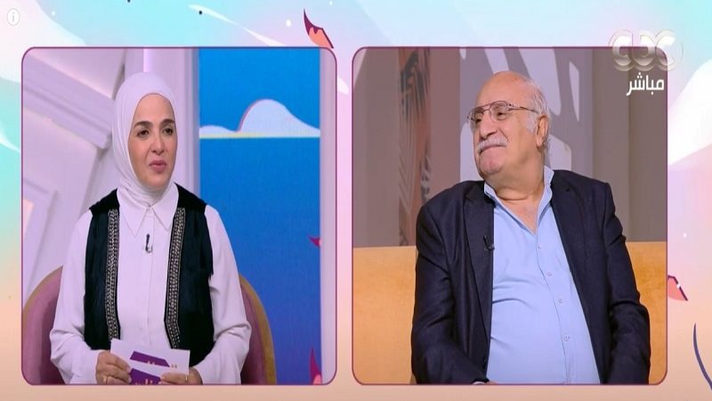 الفنان عزت زين -