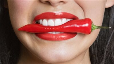 أضرار الفلفل الحار للنساء: متى يصبح خطرًا على صحتك؟ 