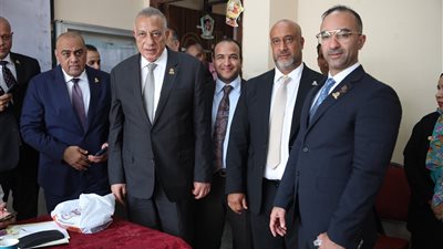 بينهم وسيم كمال..الدالي وأبوالعينين يدلون بأصواتهم في انتخابات الشيوخ بالجيزة