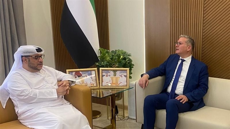 وزير البترول يبحث