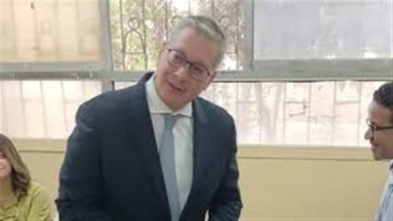 وزير البترول يدلي
