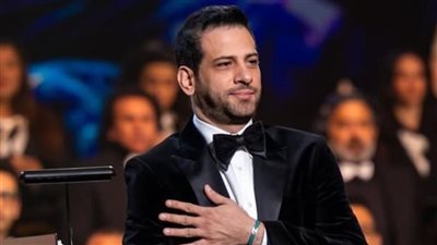 مشغولات ذهبية.. ضبط المتهم بسرقة شقة المايسترو مدحت خميس بالهرم