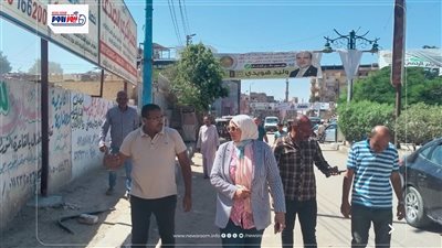 رئيس مركز ابشواى ومدير المواقف يتفقدان تجهيزات تسكين سيارات الأجرة خط الفيوم  