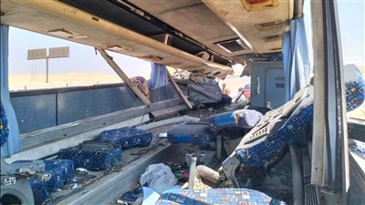 الكراسي طارت والأتوبيس اتعجن.. مشاهد صادمة من حادث طريق الكريمات ببني سويف