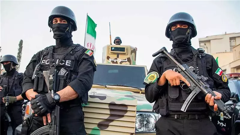 الشرطة الإيرانية