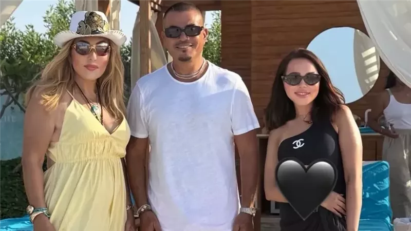 أسما إبراهيم وعمرو