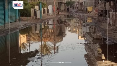 قرية الحدادي تغرق بمياه الصرف الصحي.. معاناة تستمر لعقد كامل دون حلول