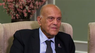 مجدي يعقوب: العمل والتواضع مفتاح النجاح .. وأنام 5 دقائق عند الشعور بالتعب (فيديو)